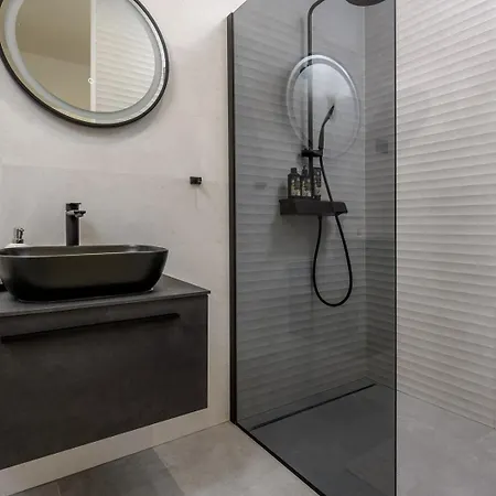 New, Luxury For 8 With Heated Pool & Spectacular Sea Views فيلة *