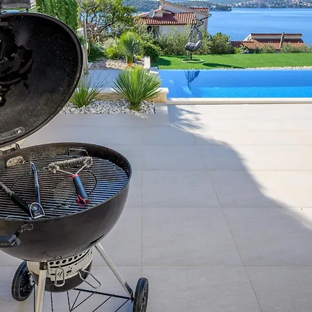 New, Luxury For 8 With Heated Pool & Spectacular Sea Views * Ražanj