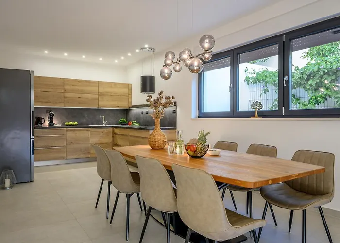 וילה New, Luxury For 8 With Heated Pool & Spectacular Sea Views *