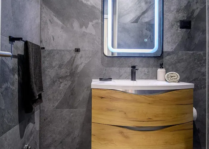 New, Luxury For 8 With Heated Pool & Spectacular Sea Views Ražanj