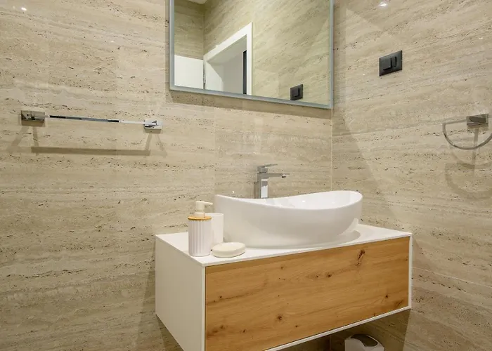 New, Luxury For 8 With Heated Pool & Spectacular Sea Views Ražanj