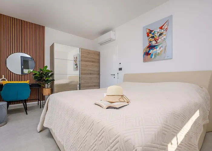 וילה New, Luxury For 8 With Heated Pool & Spectacular Sea Views